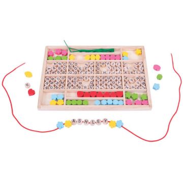 BigJigs Set margele din lemn pentru insirat - Alfabetul