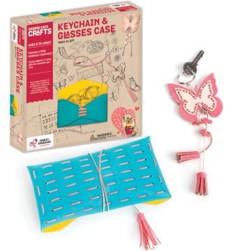 Chalk and Chuckles Set creativ - Breloc si etui ochelari