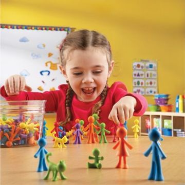 Set pentru sortat si numarat - Familia mea (72 piese)